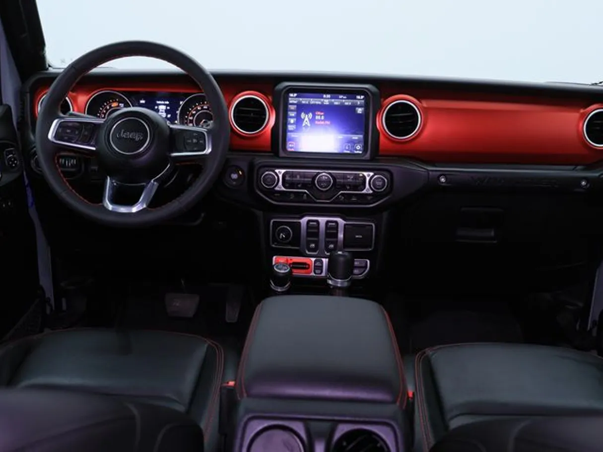 Car image 7