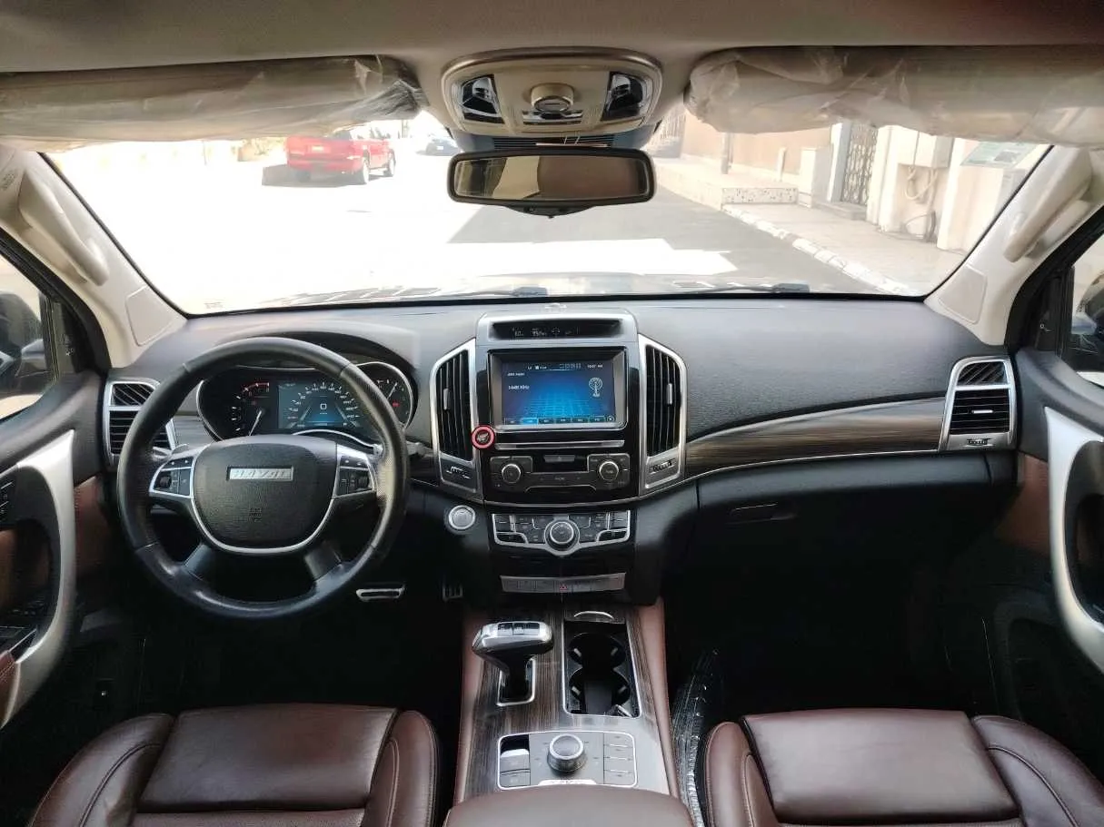 Car image 20