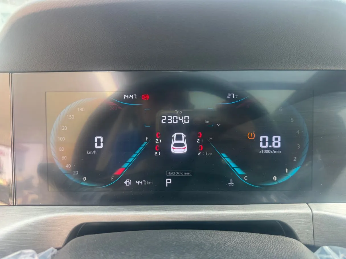 Car image 18