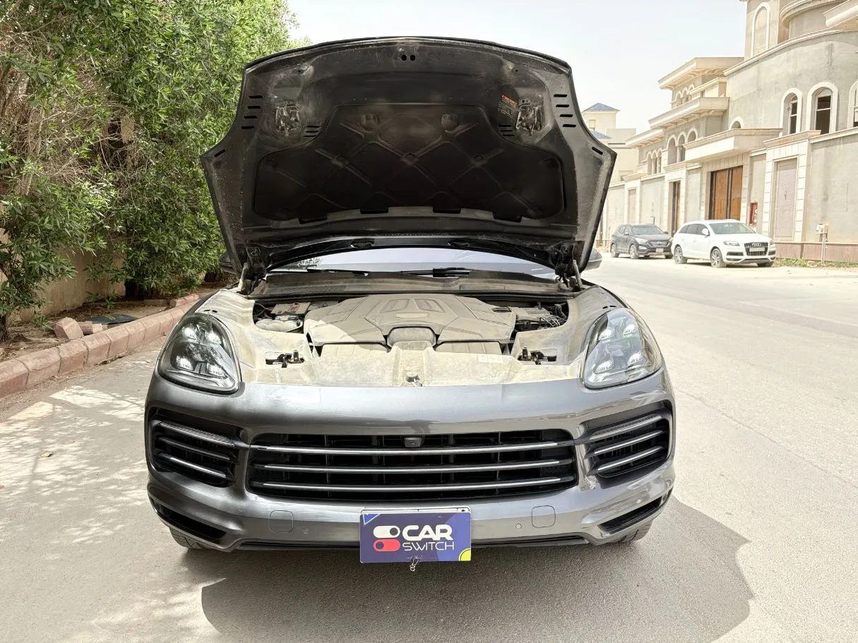 Car image 34