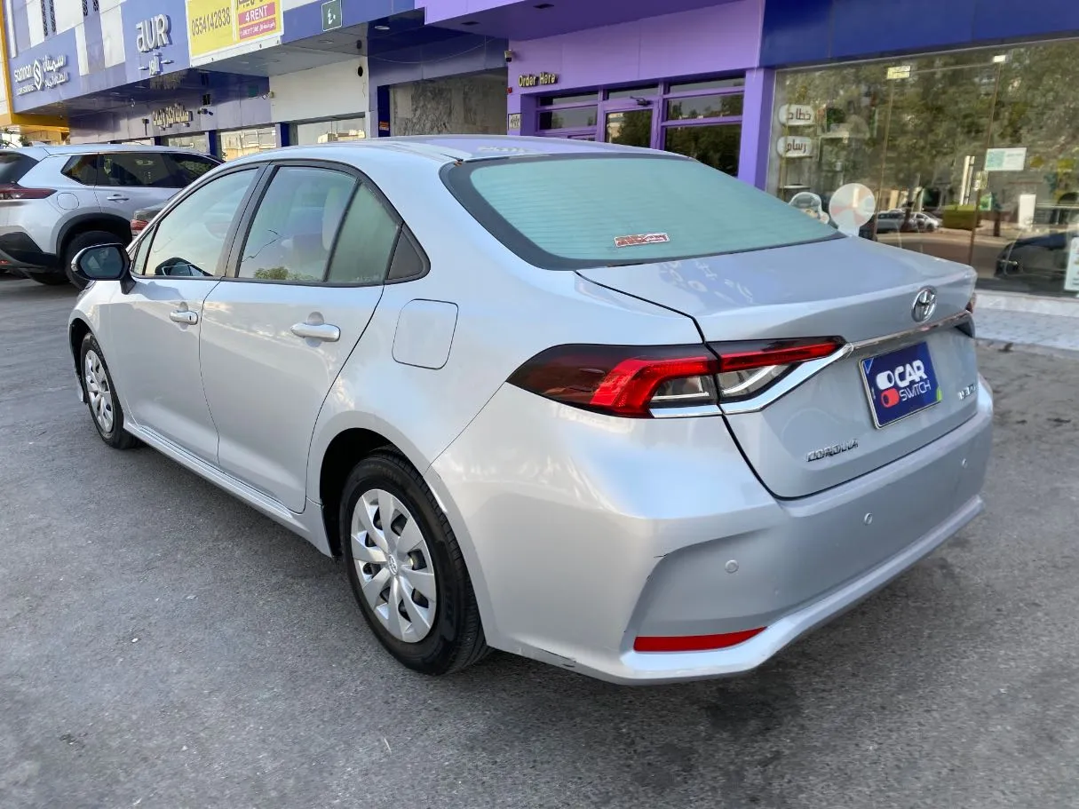 Car image 7