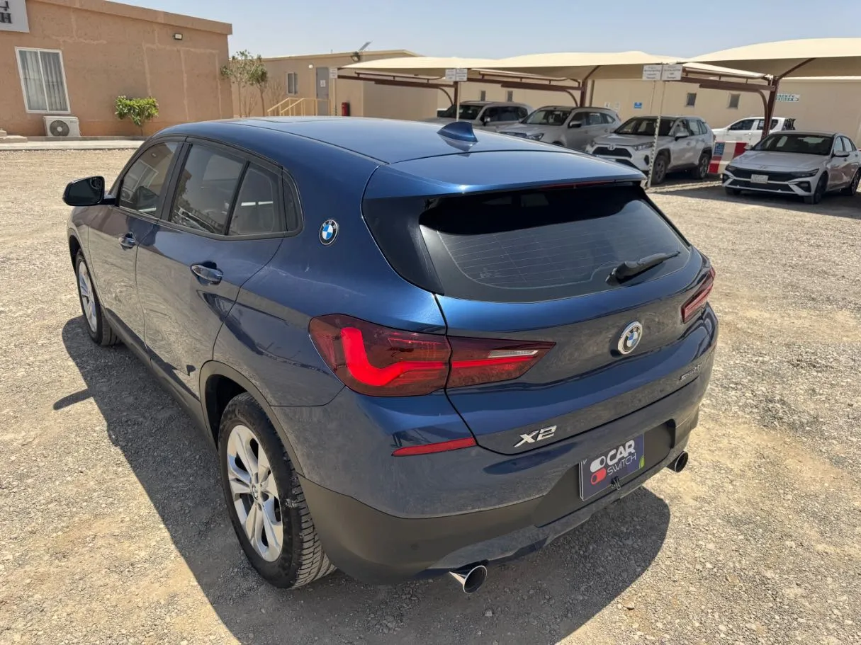 Car image 7