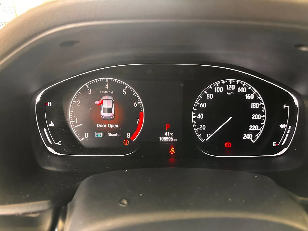 Car image 20