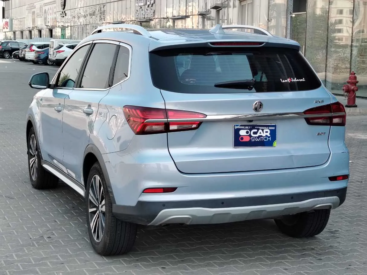 Car image 7
