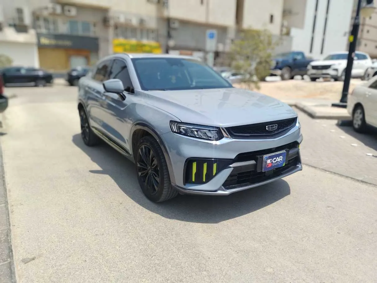 Car image 3