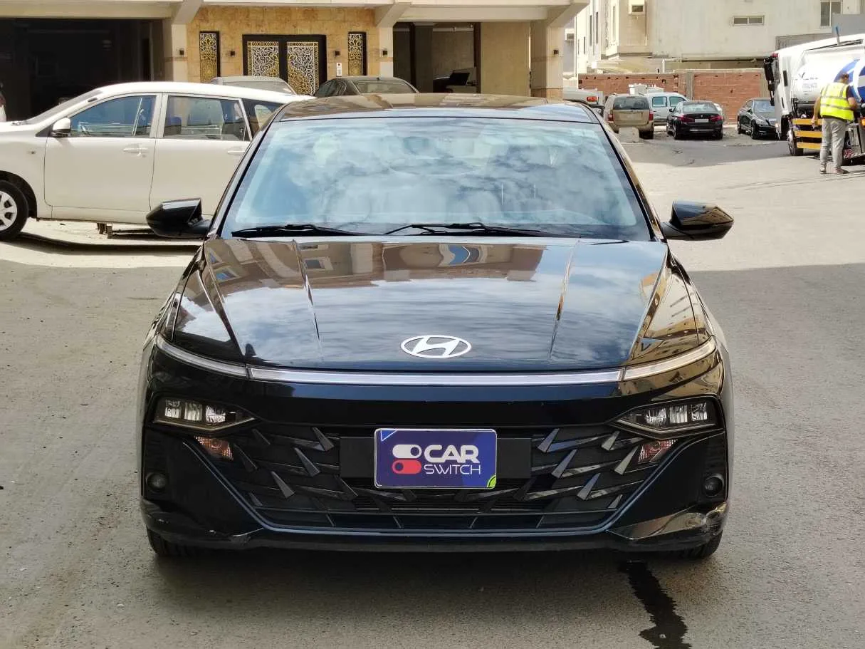 Car image 2
