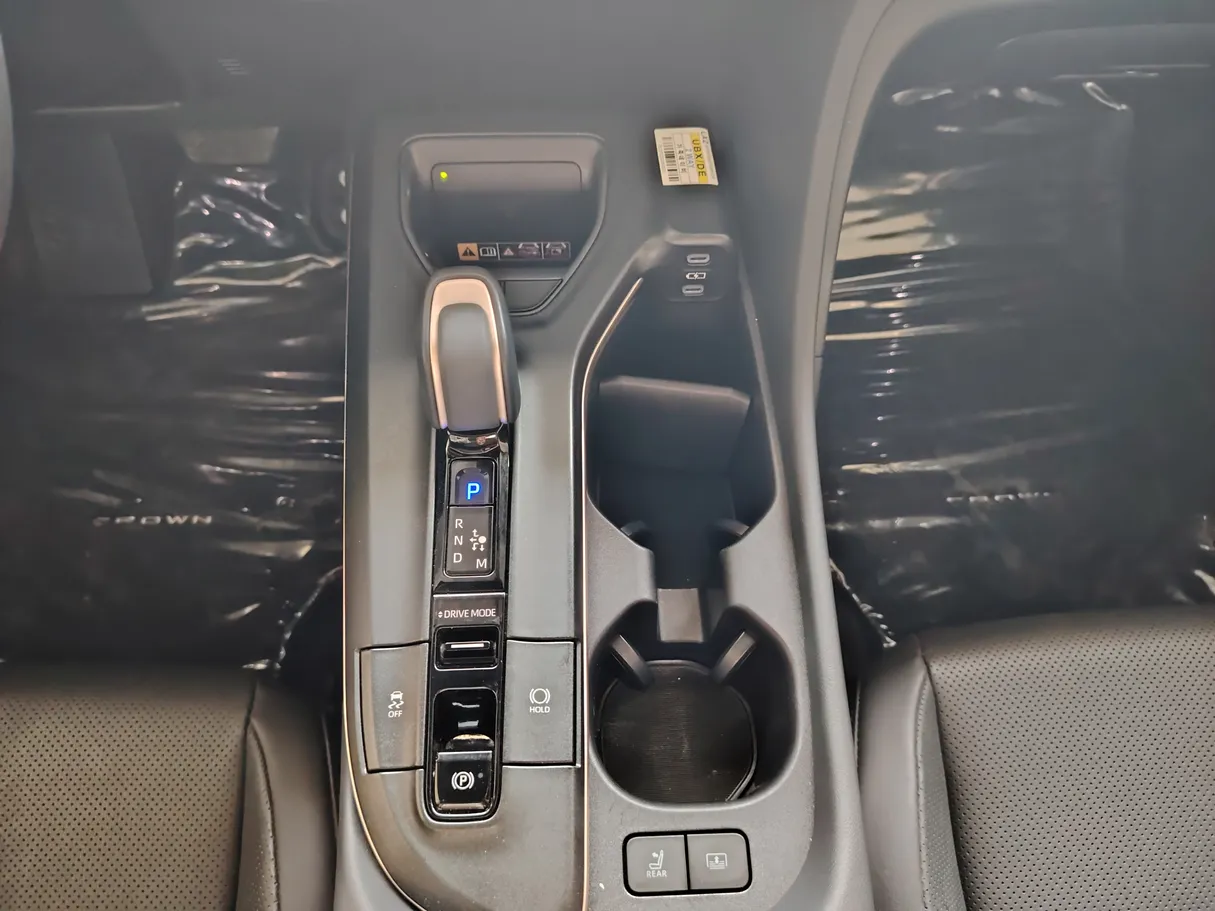Car image 29