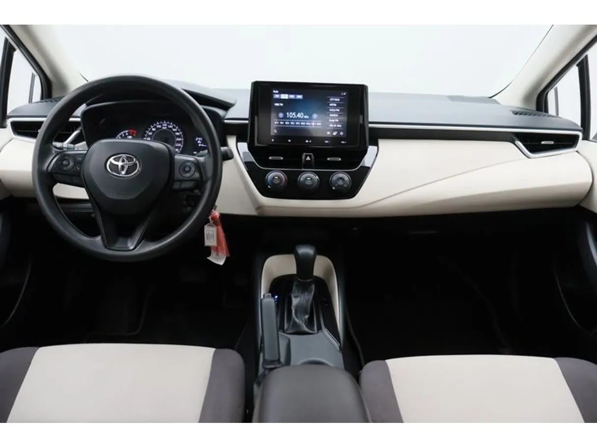 Car image 14
