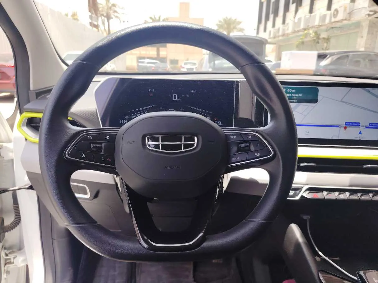 Car image 21