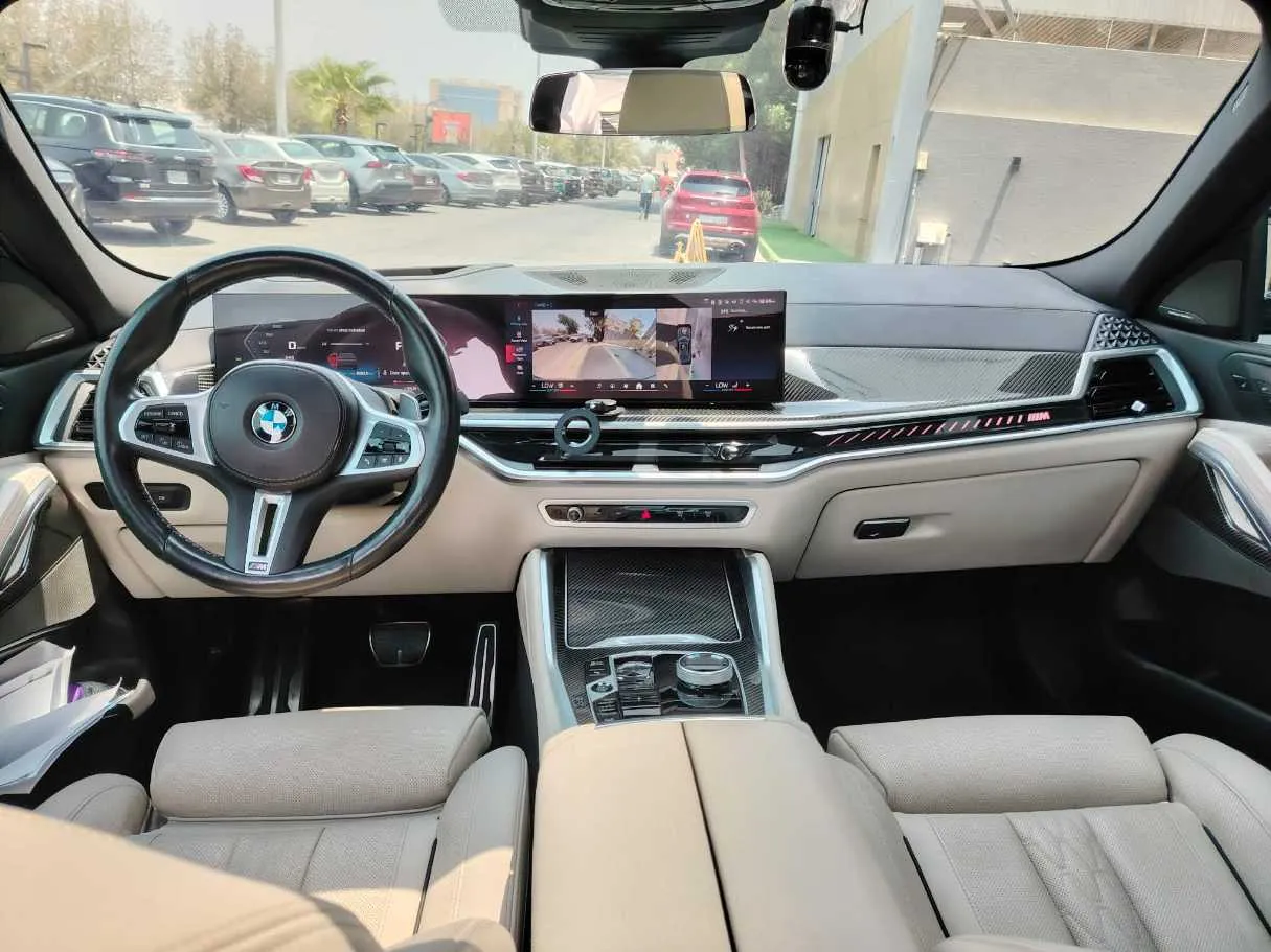 Car image 23