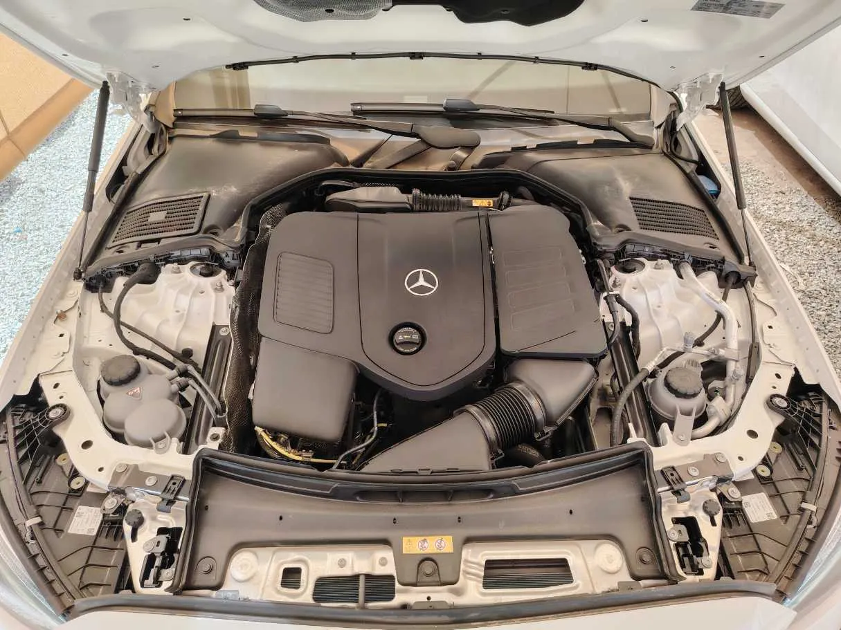 Car image 38