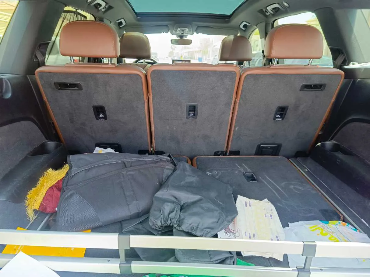 Car image 33