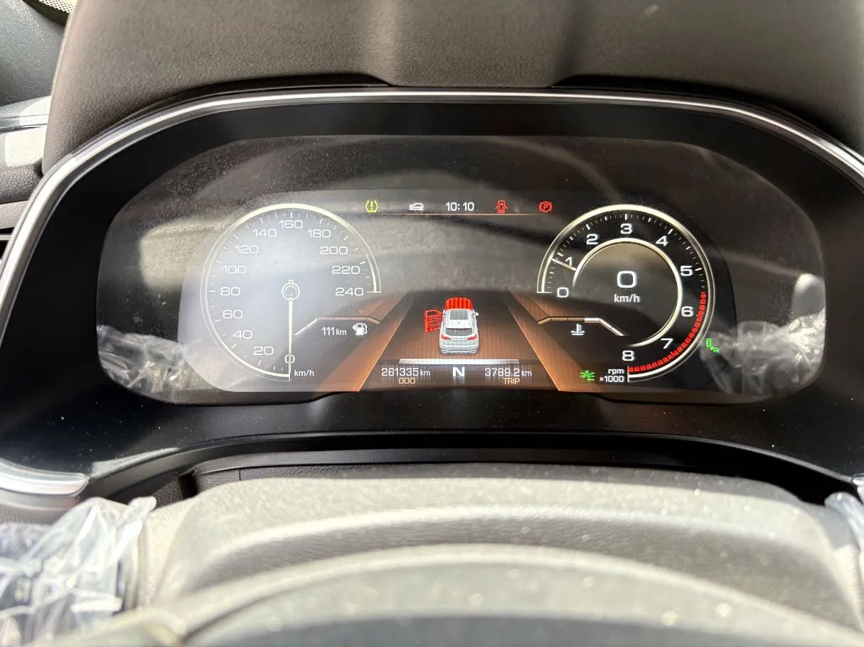Car image 23