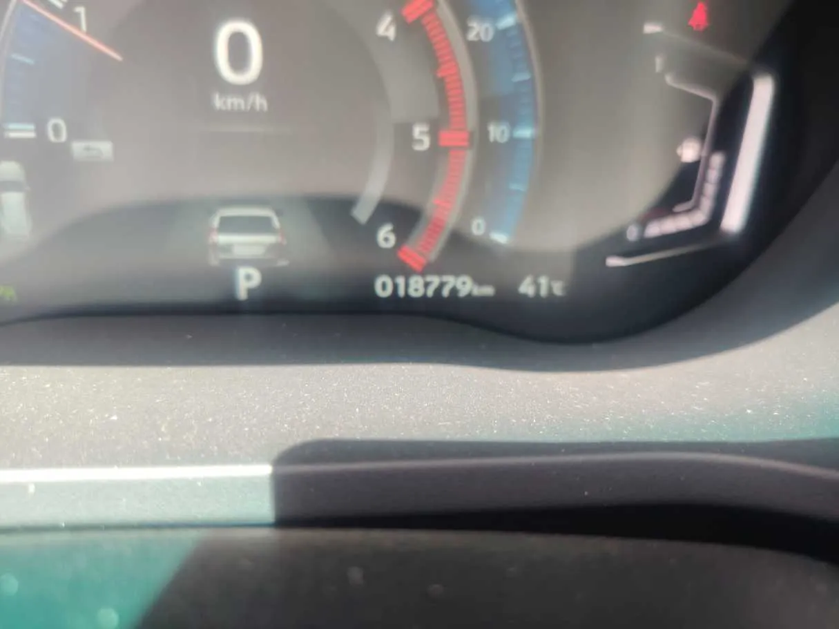 Car image 20