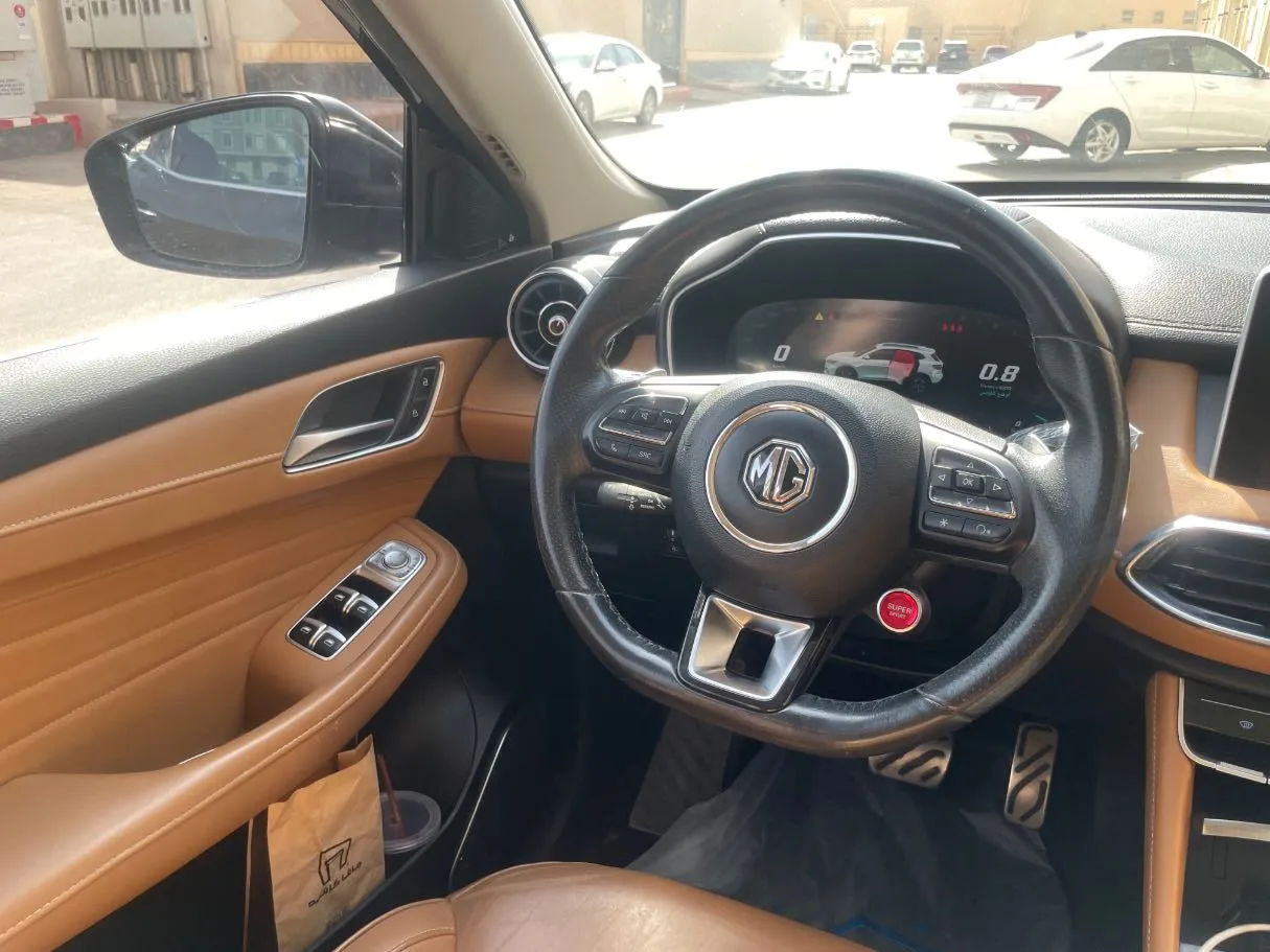 Car image 21