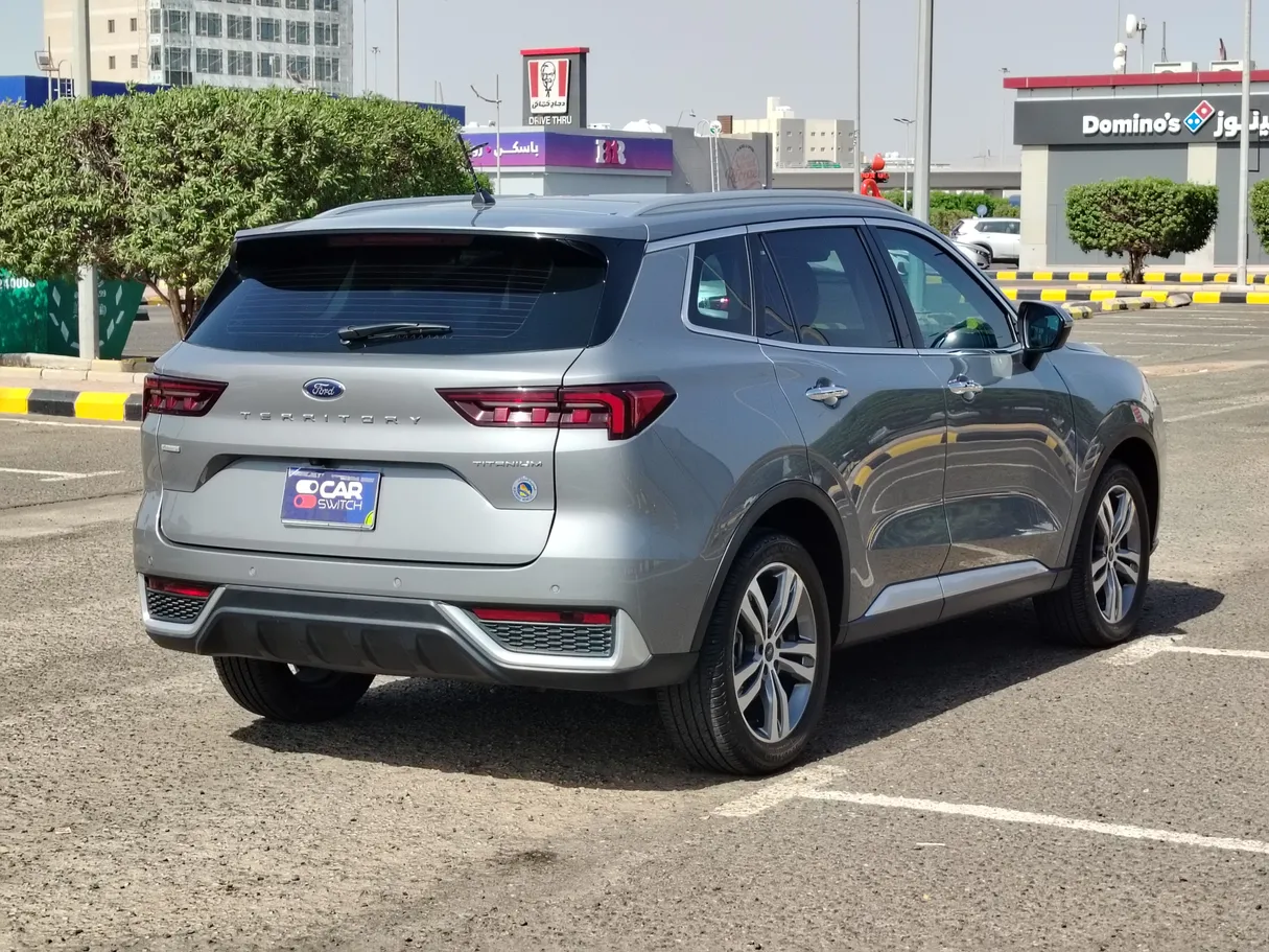 Car image 5