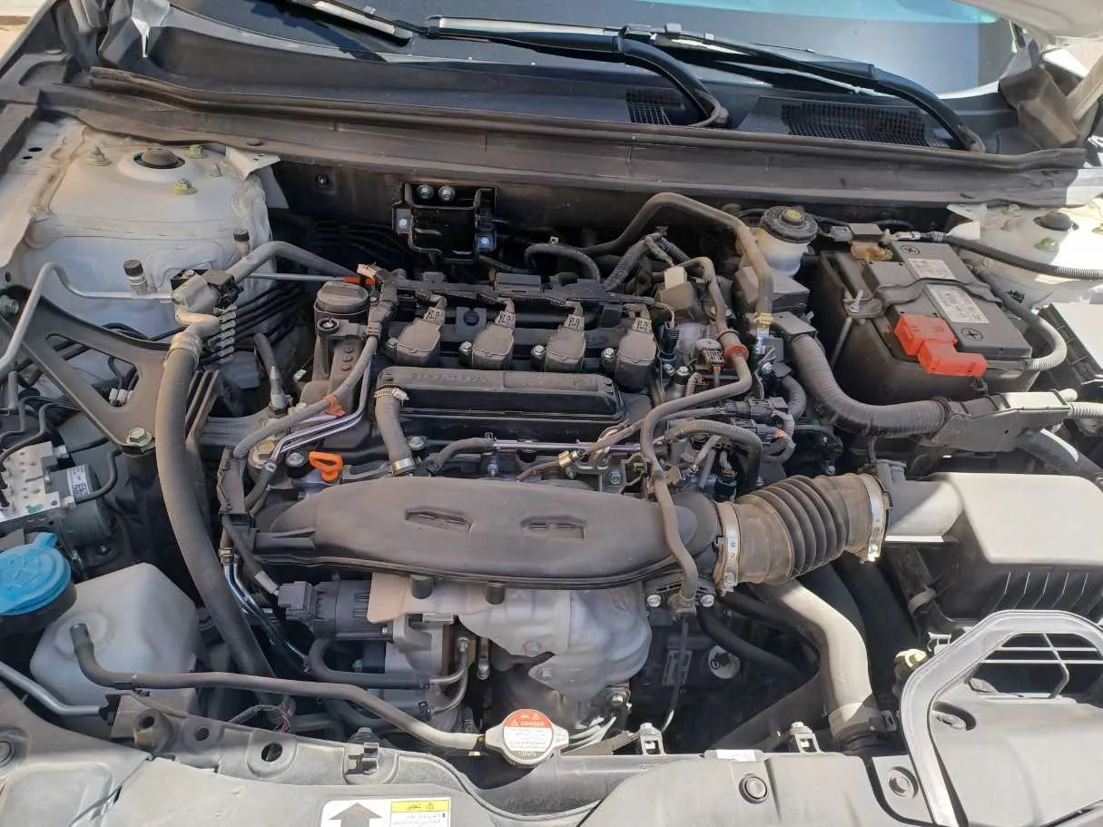 Car image 23