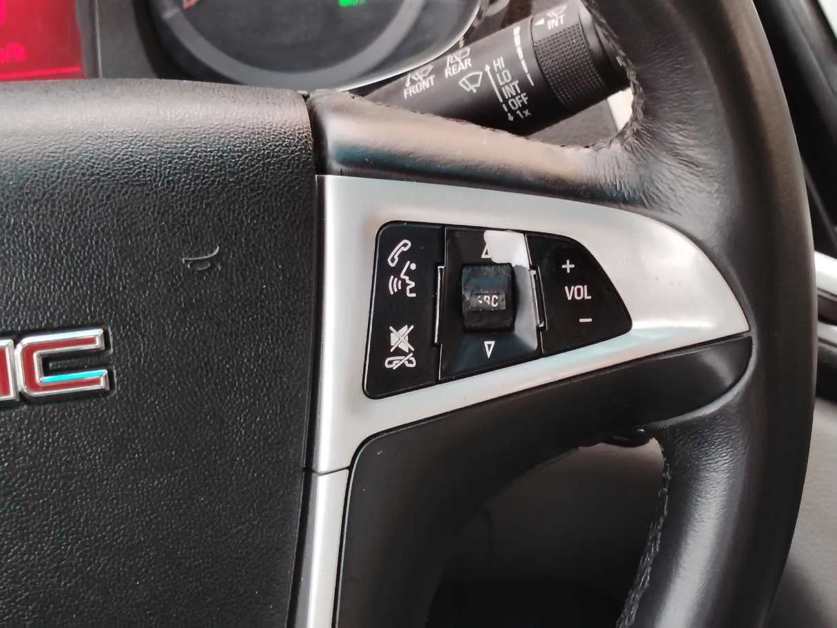 Car image 24
