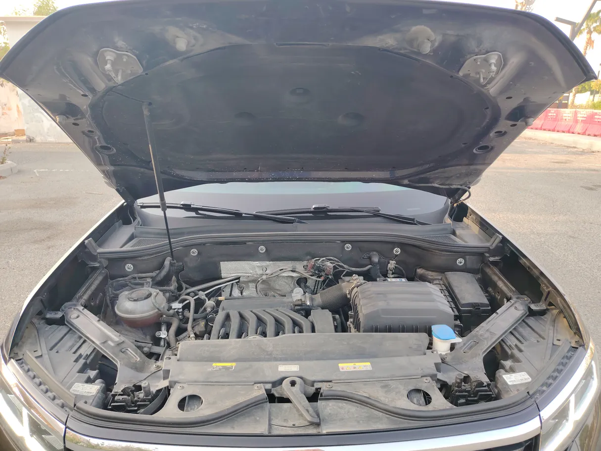 Car image 33