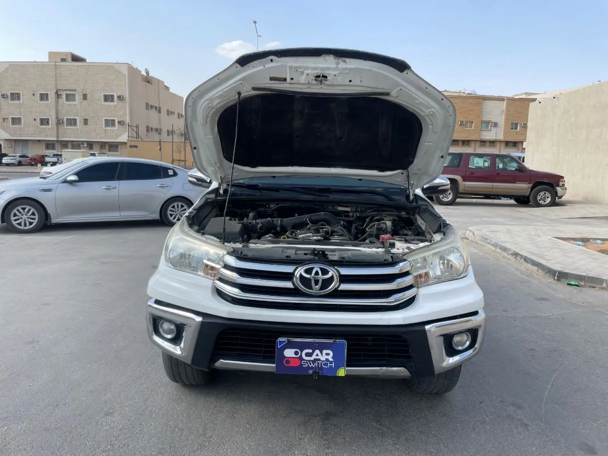 Car image 22