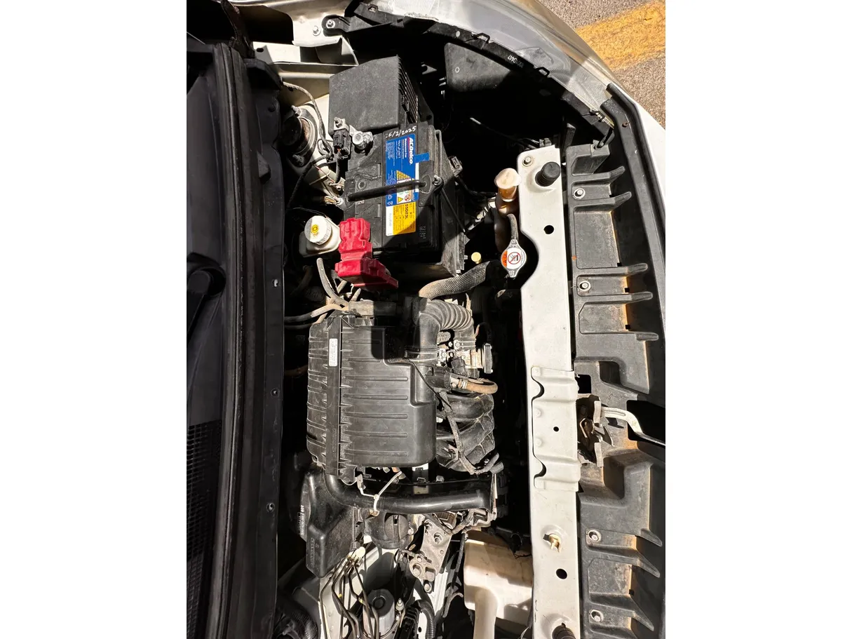Car image 23