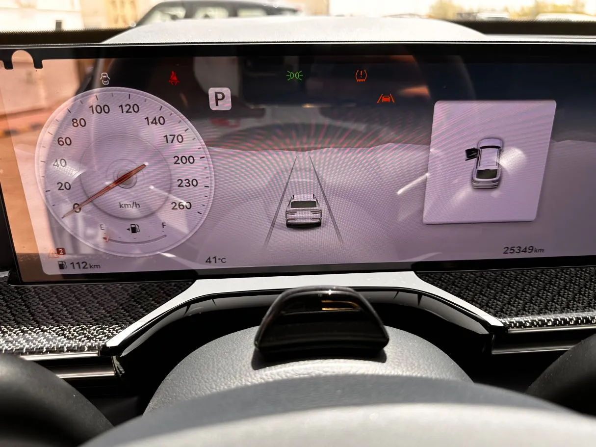 Car image 23