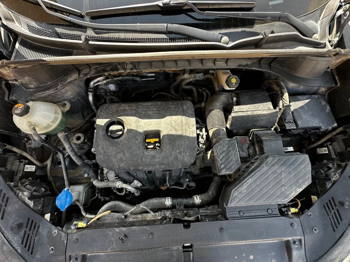 Car image 27