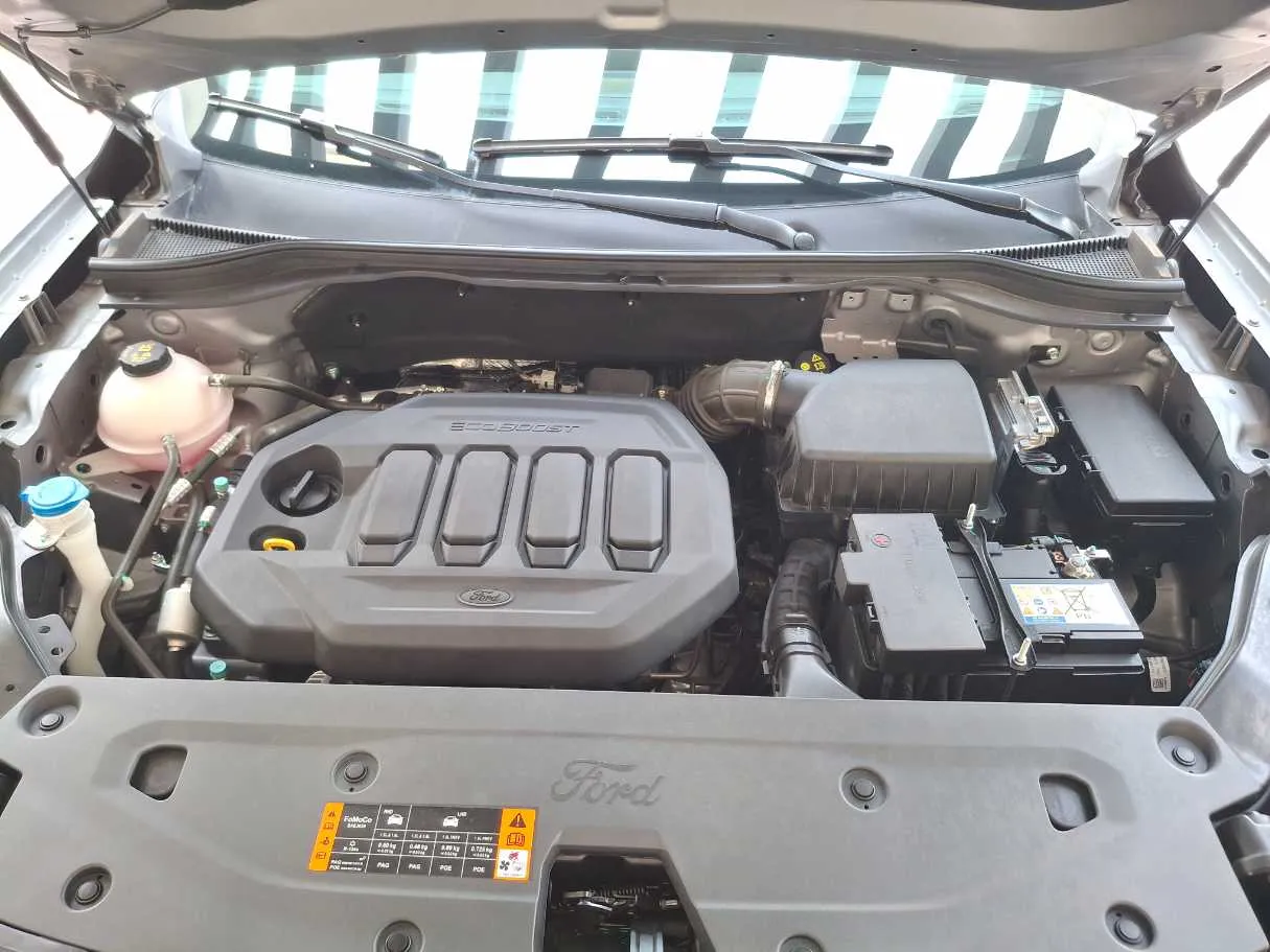 Car image 20