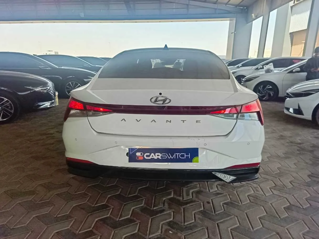 Car image 6