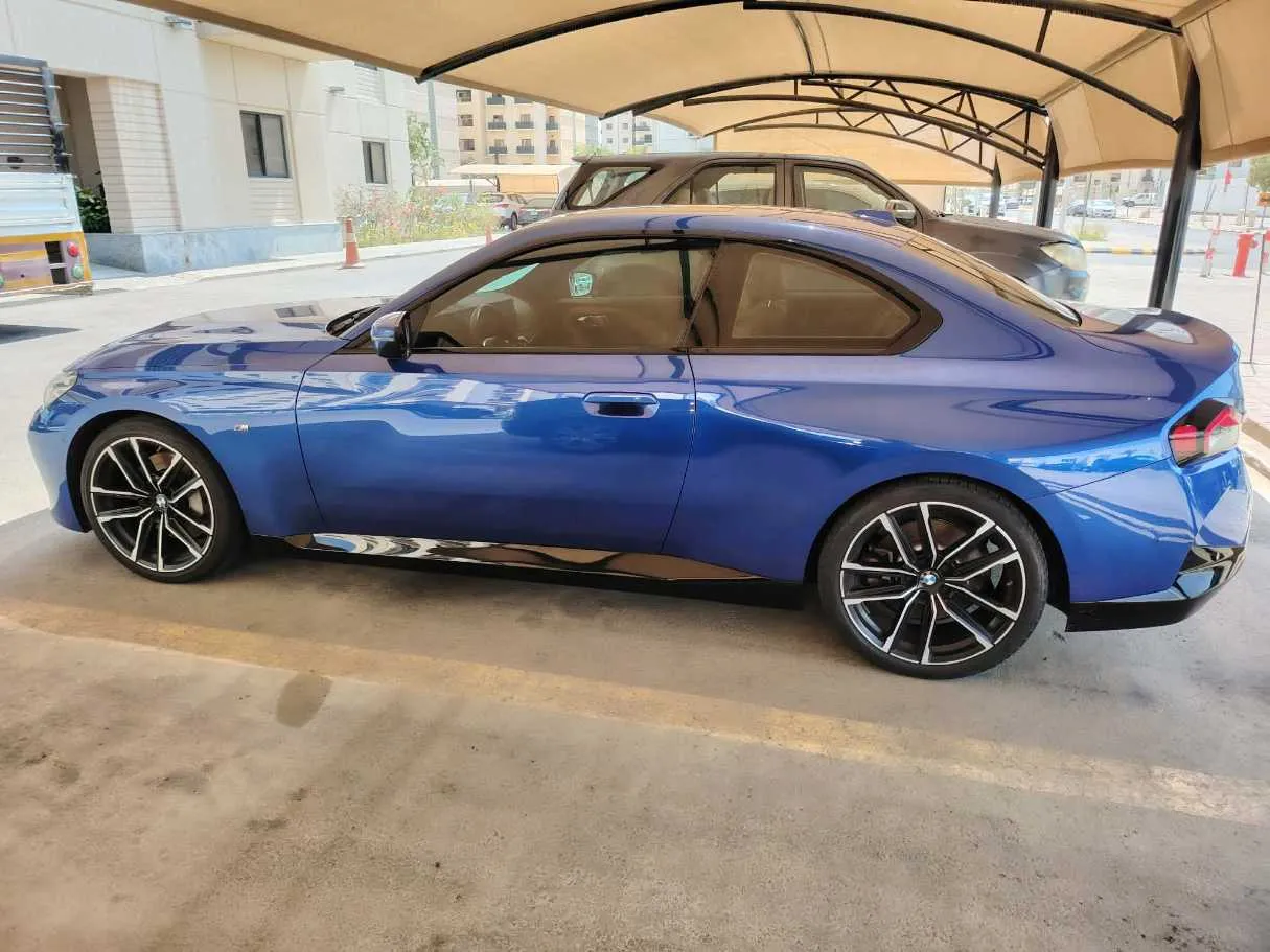 Car image 8