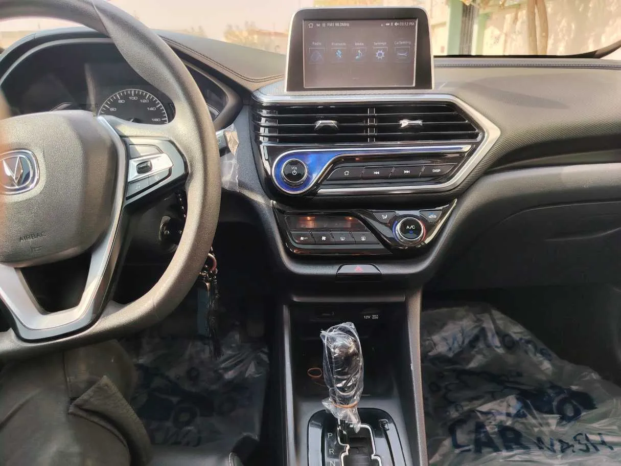 Car image 20