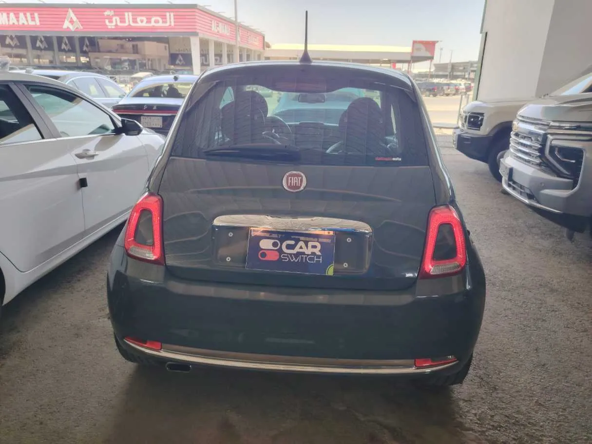 Car image 6