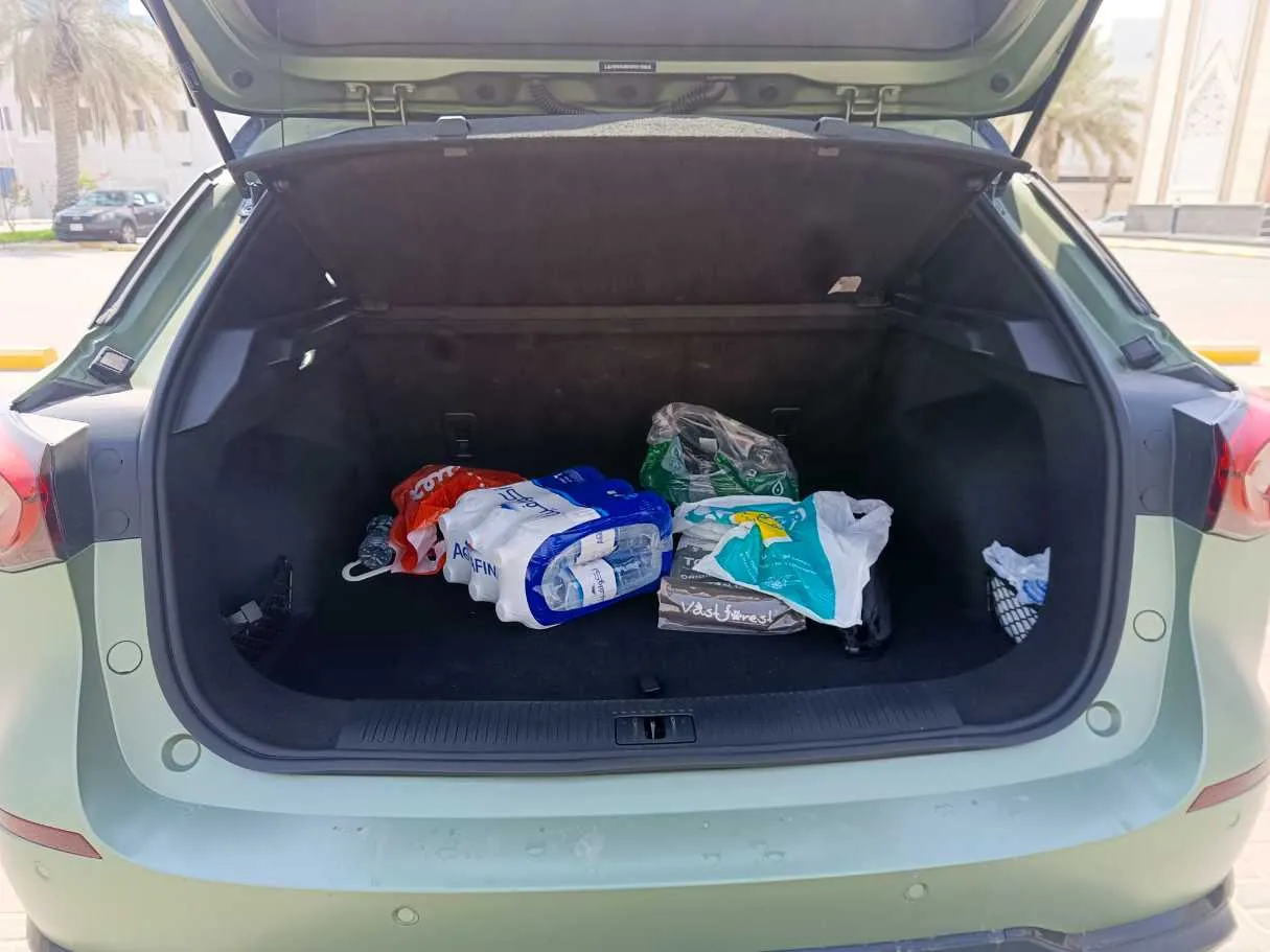 Car image 29