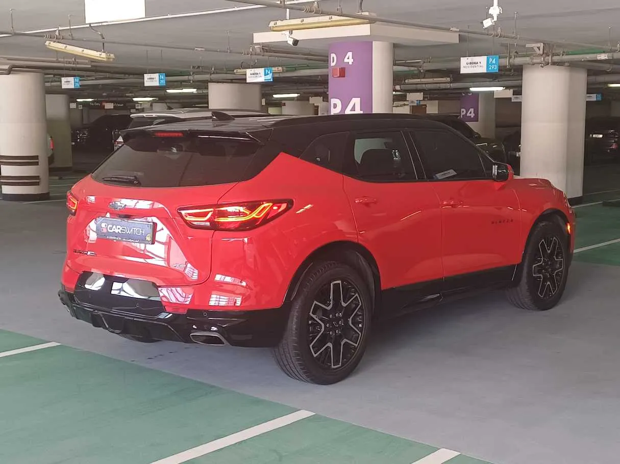 Car image 7