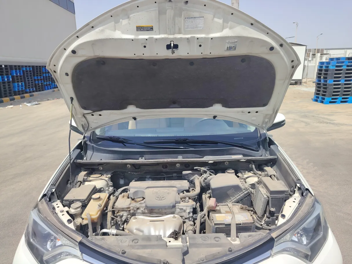 Car image 29