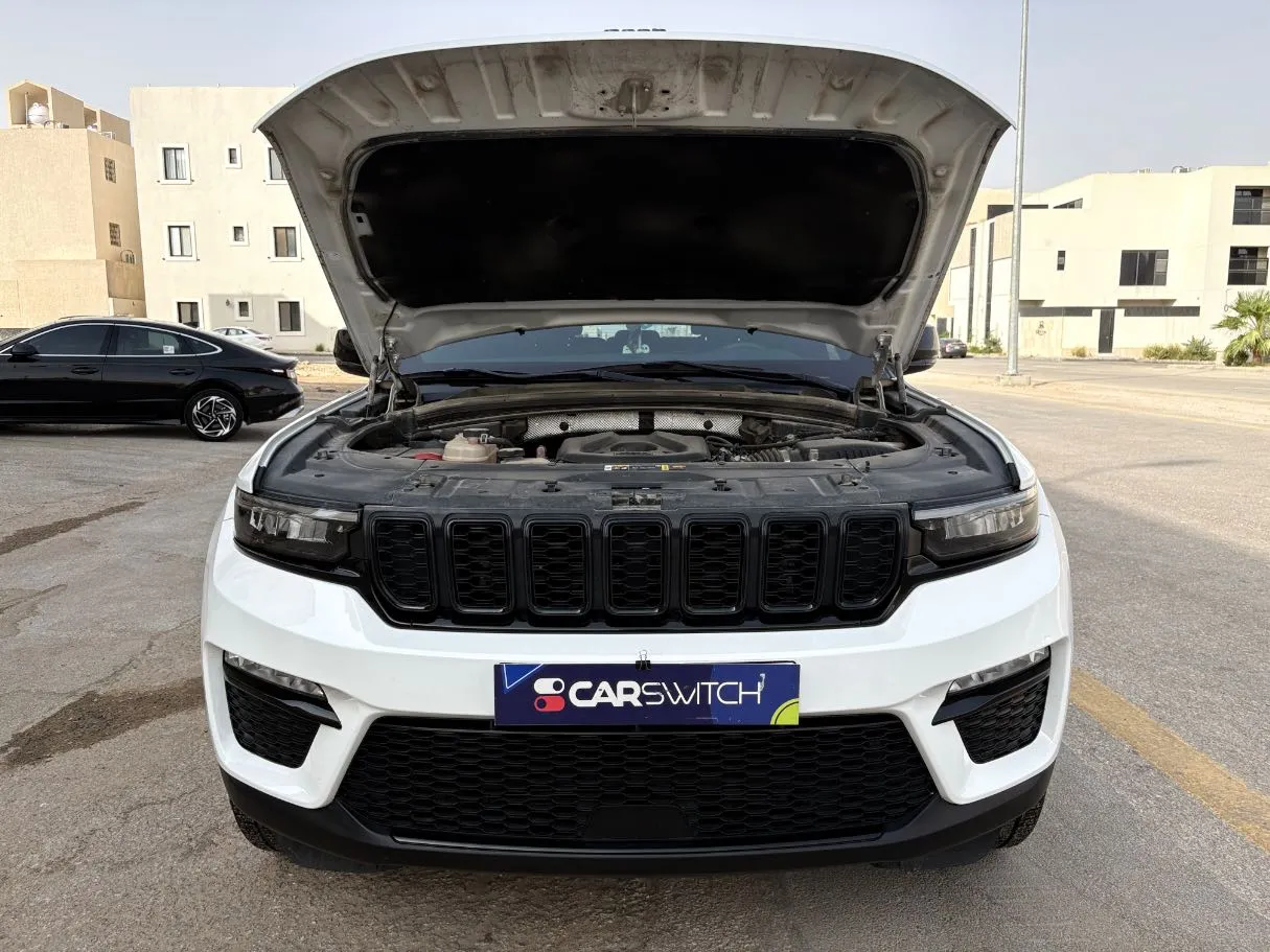 Car image 28