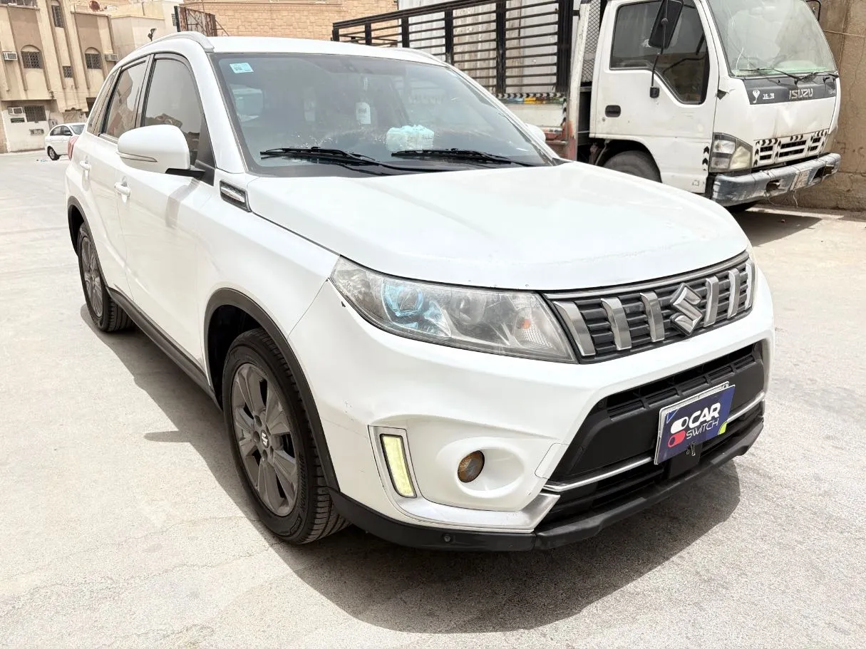 Car image 3