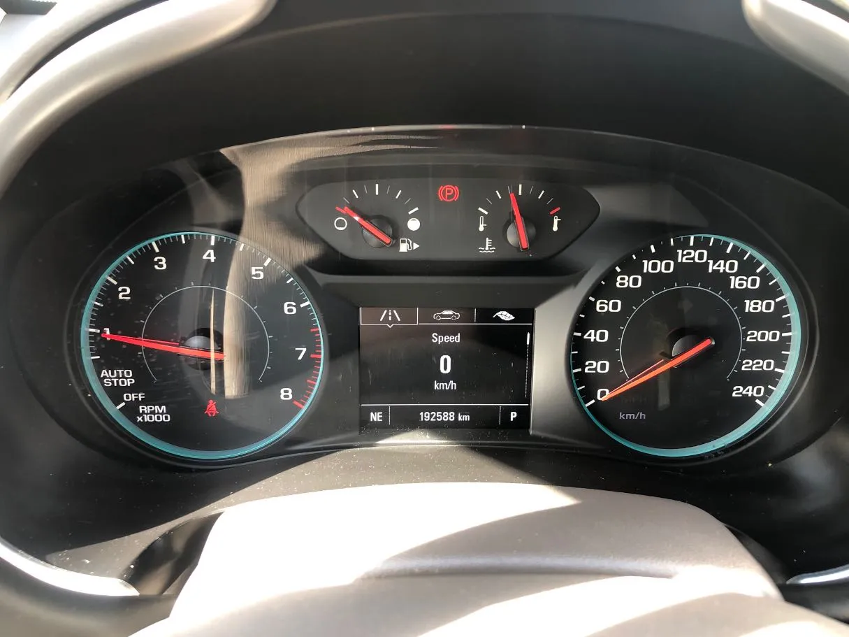 Car image 17