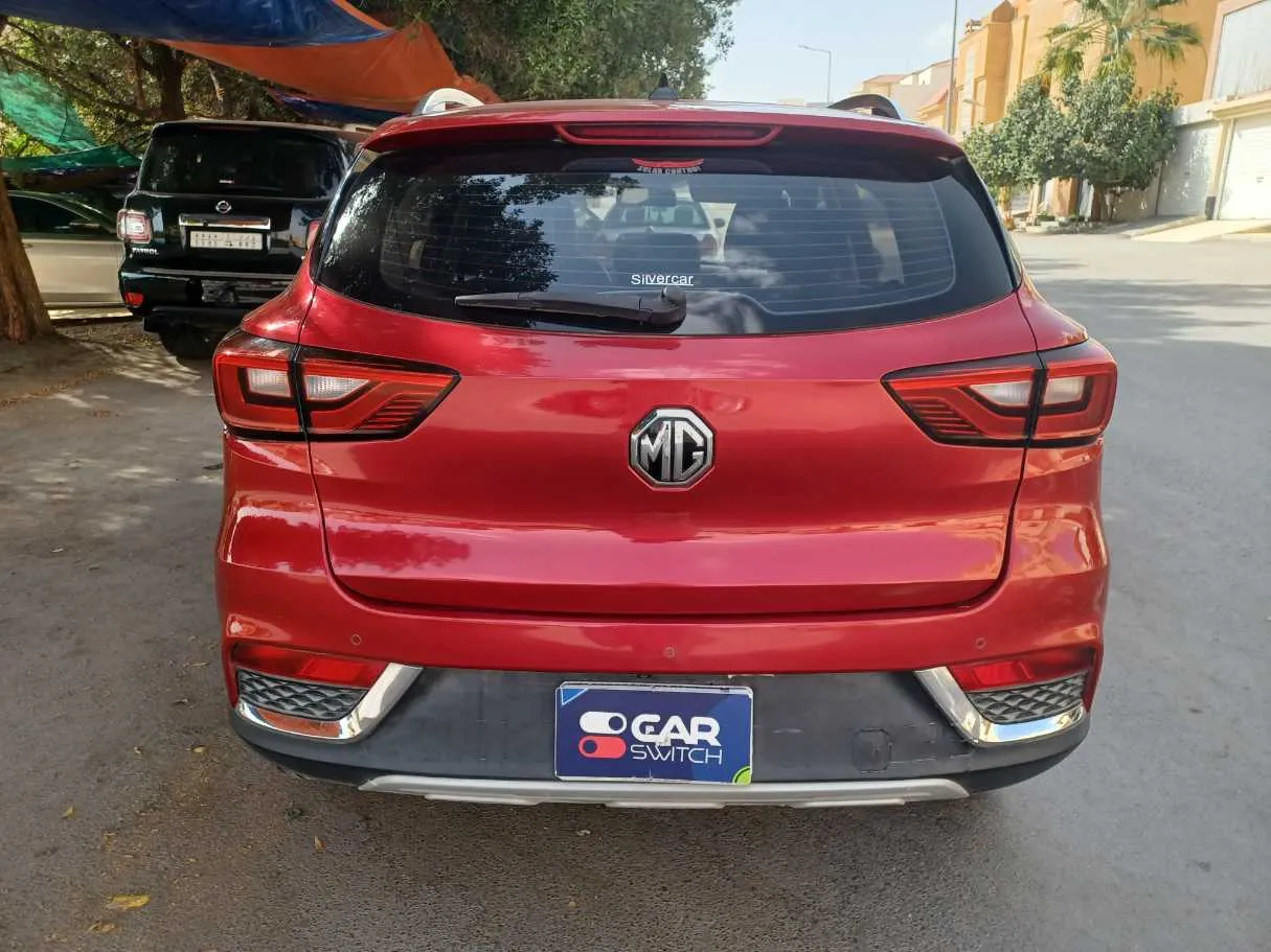 Car image 6