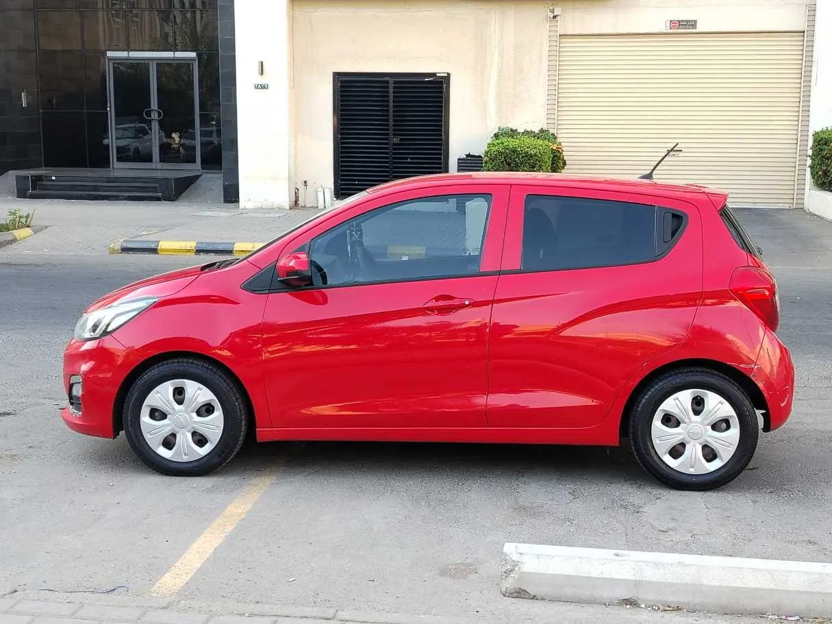 Car image 8