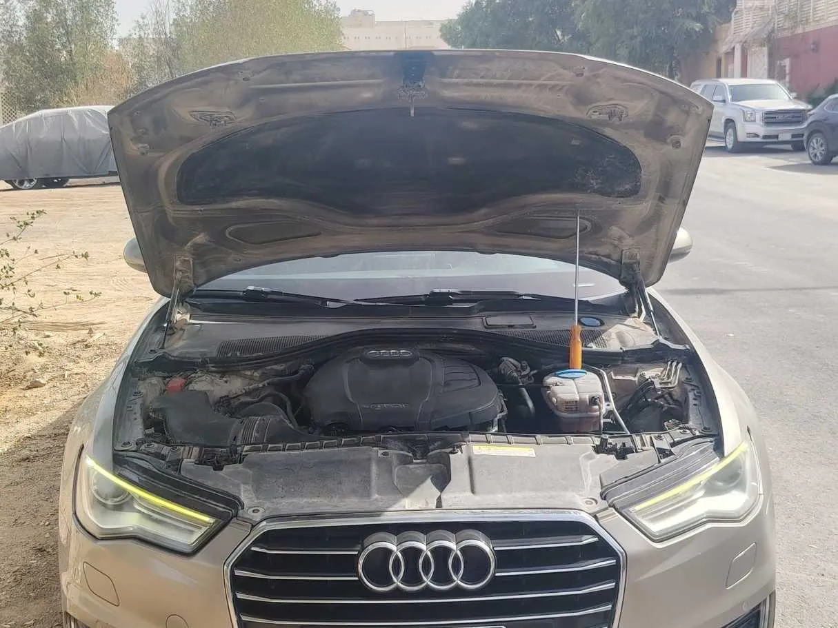 Car image 32