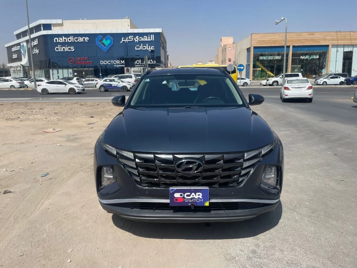 Car image 2