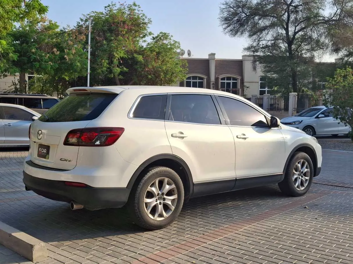 Car image 7