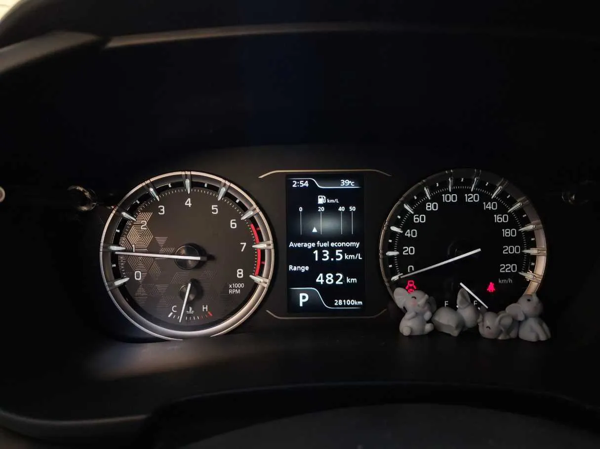 Car image 17