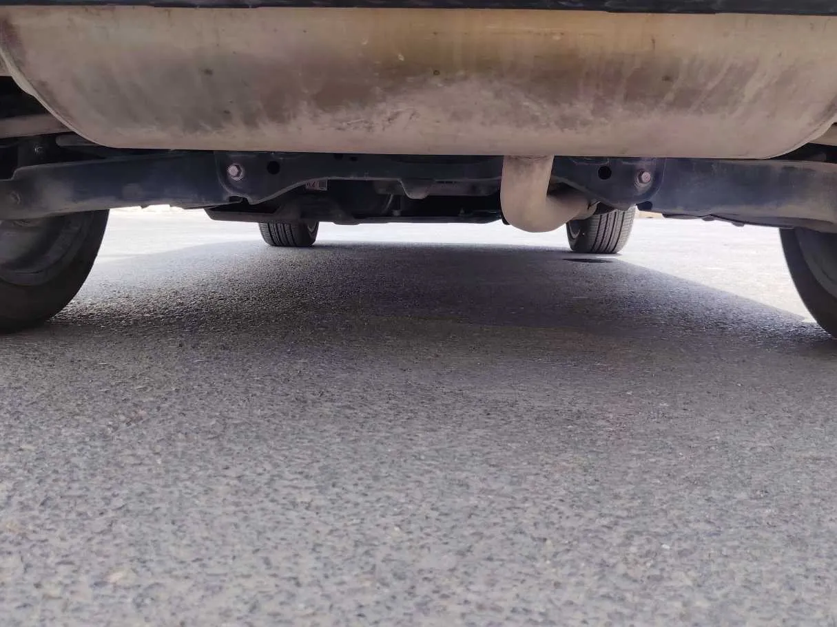 Car image 38