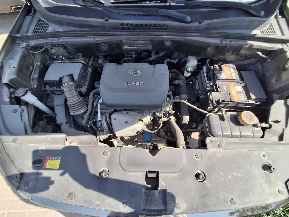 Car image 22