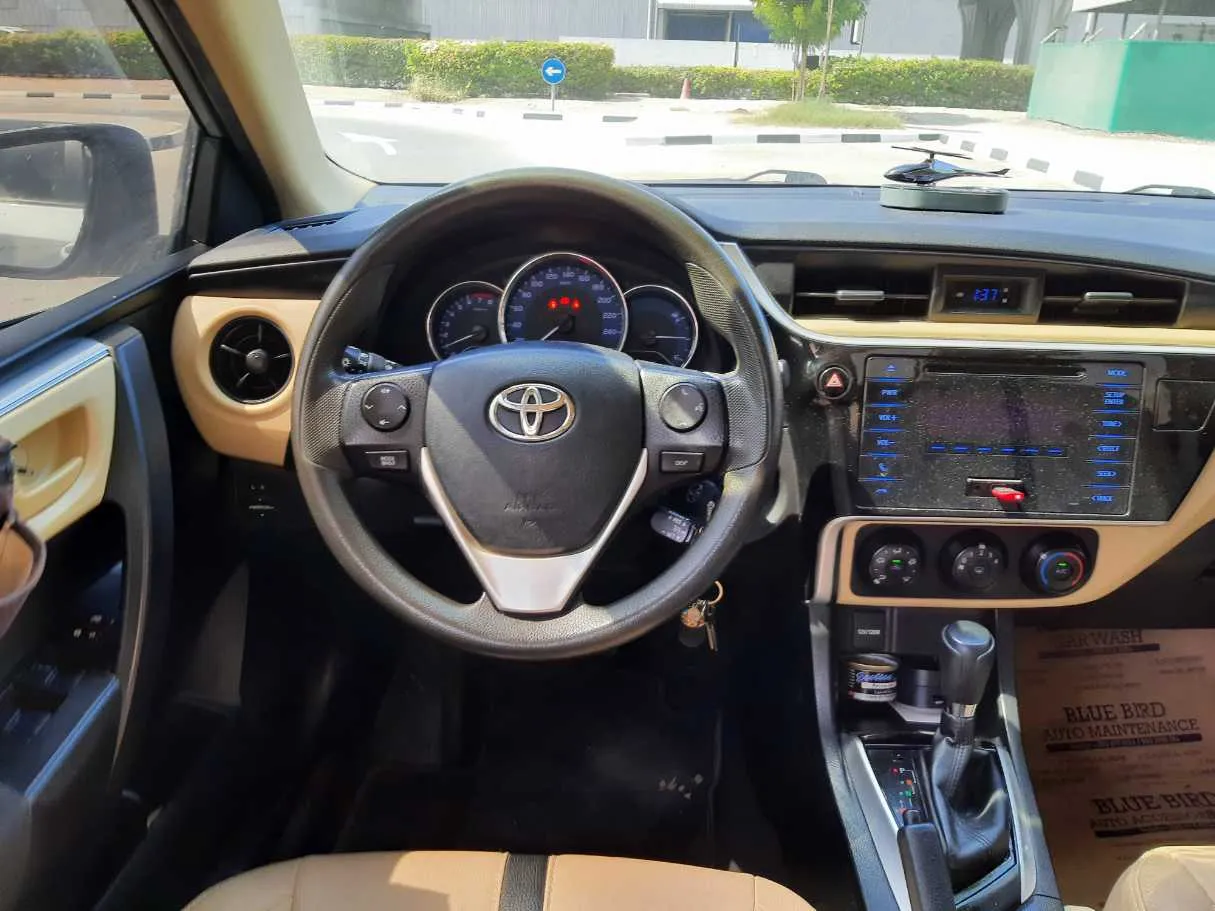 Car image 17
