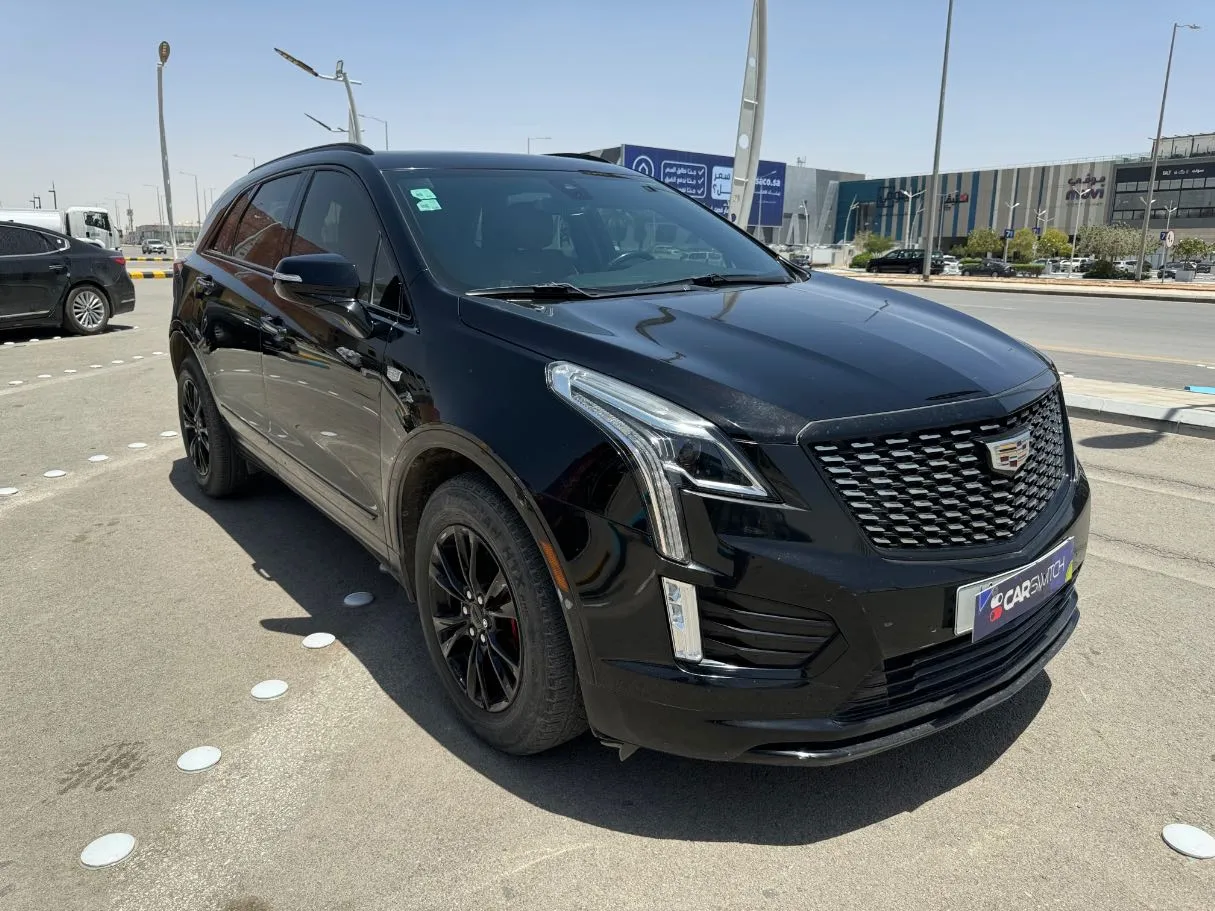 Car image 3