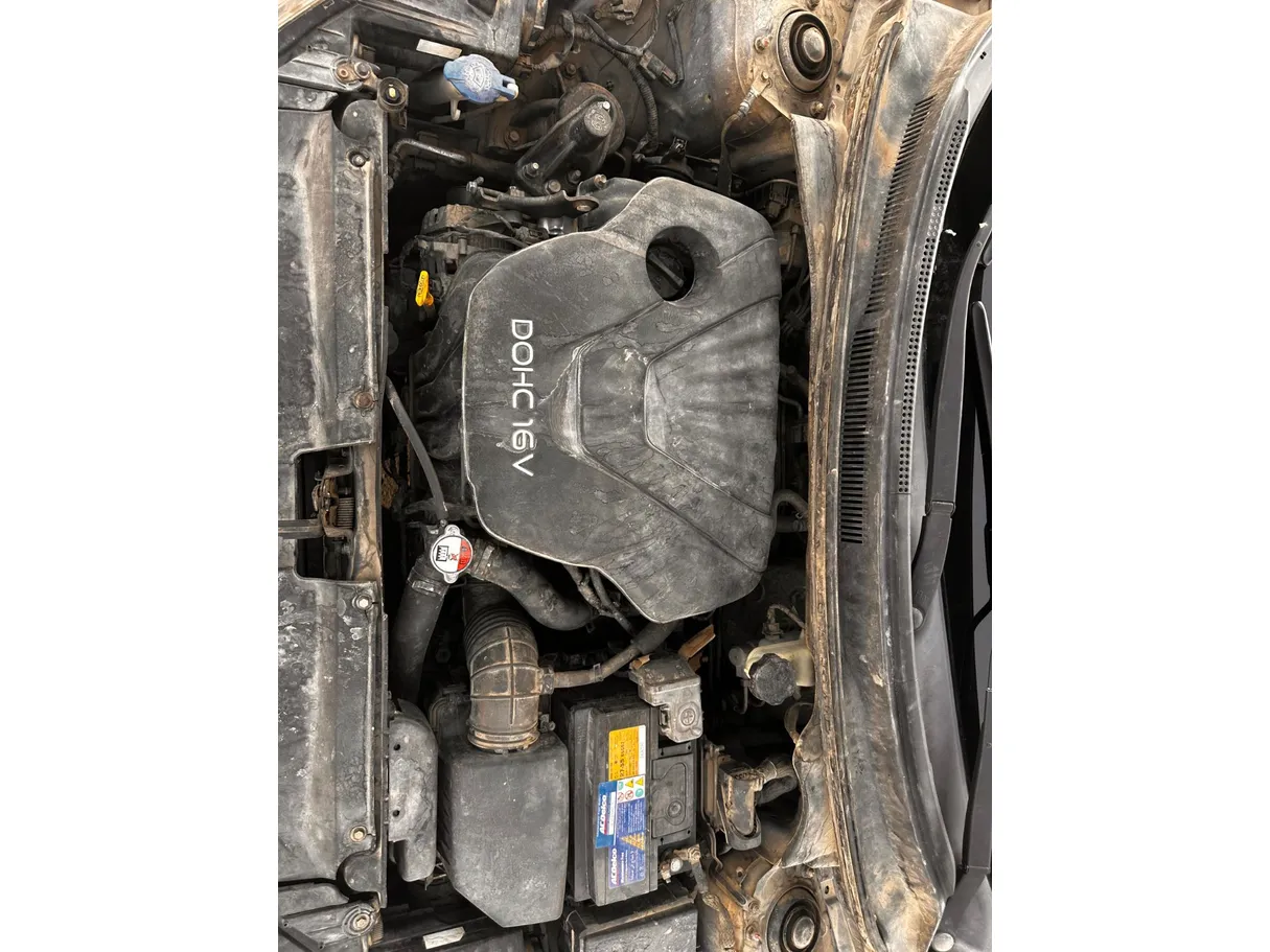 Car image 20