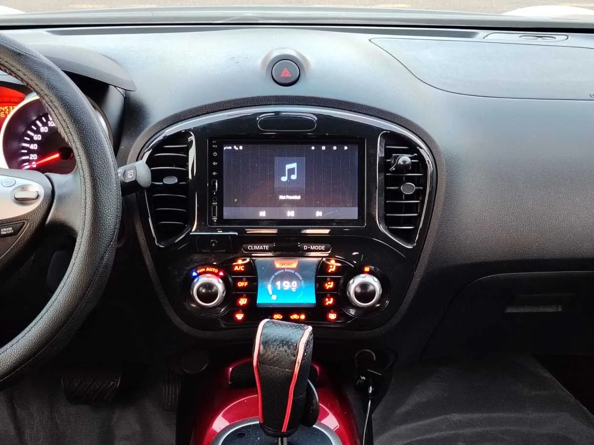 Car image 20